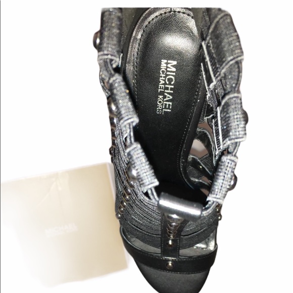 Michael Kors - Picture 6 of 11